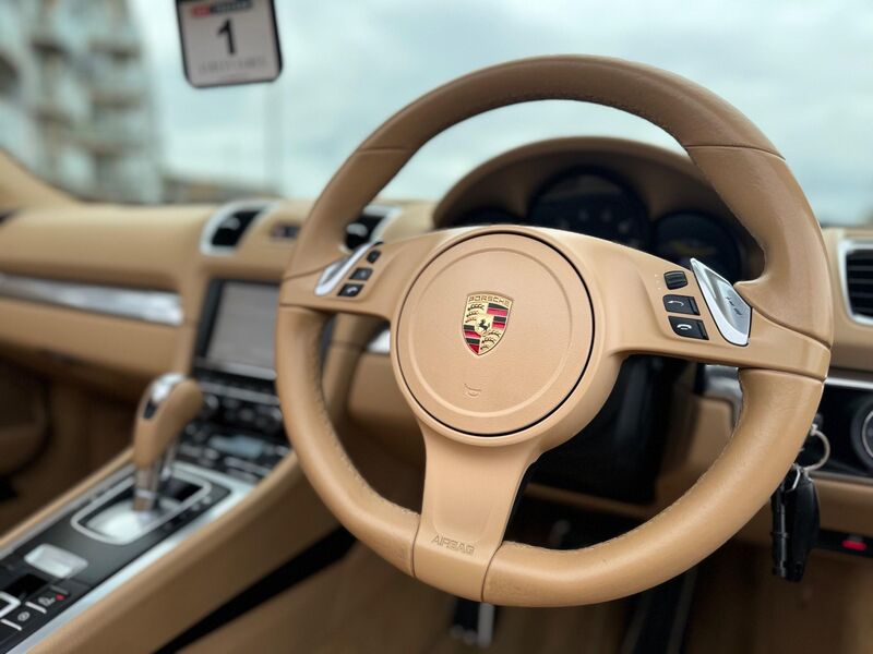 PORSCHE BOXSTER