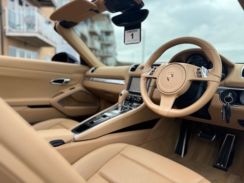 PORSCHE BOXSTER