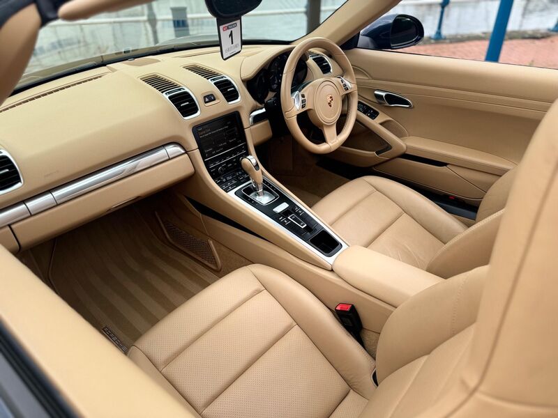 PORSCHE BOXSTER