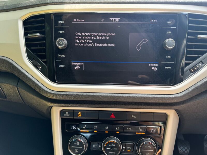VOLKSWAGEN T-ROC