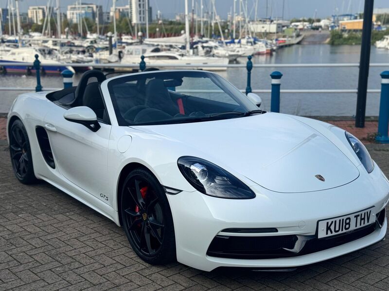 PORSCHE 718