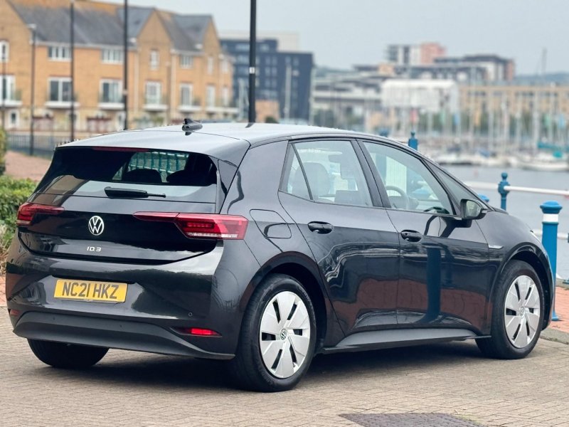 VOLKSWAGEN ID.3