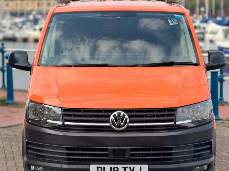 VOLKSWAGEN TRANSPORTER