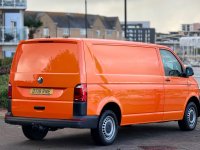 VOLKSWAGEN TRANSPORTER