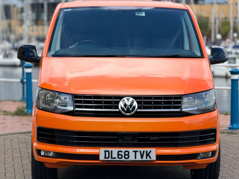 VOLKSWAGEN TRANSPORTER