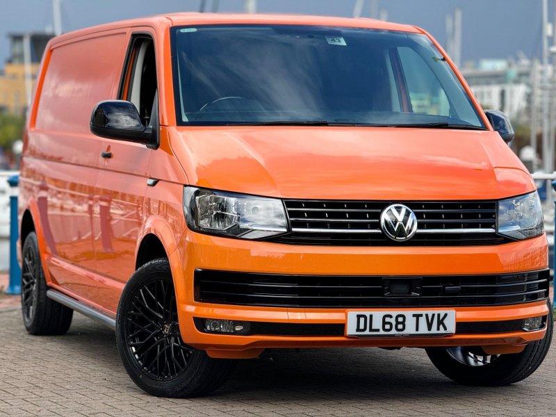VOLKSWAGEN TRANSPORTER