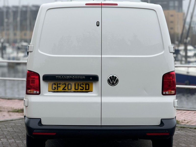 VOLKSWAGEN TRANSPORTER