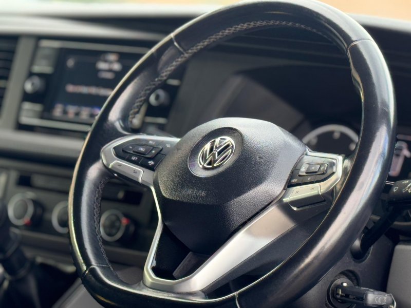 VOLKSWAGEN TRANSPORTER