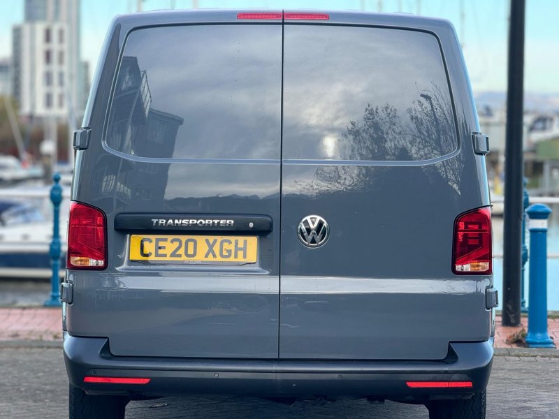 VOLKSWAGEN TRANSPORTER