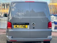 VOLKSWAGEN TRANSPORTER