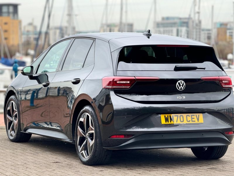 VOLKSWAGEN ID.3