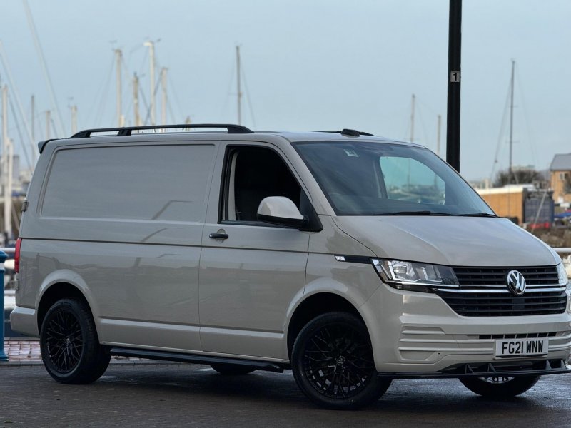 VOLKSWAGEN TRANSPORTER