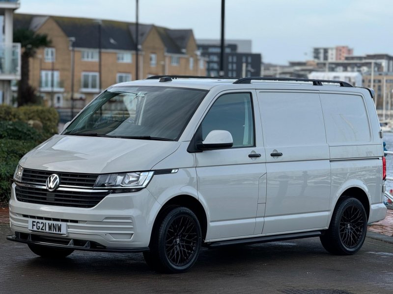 VOLKSWAGEN TRANSPORTER