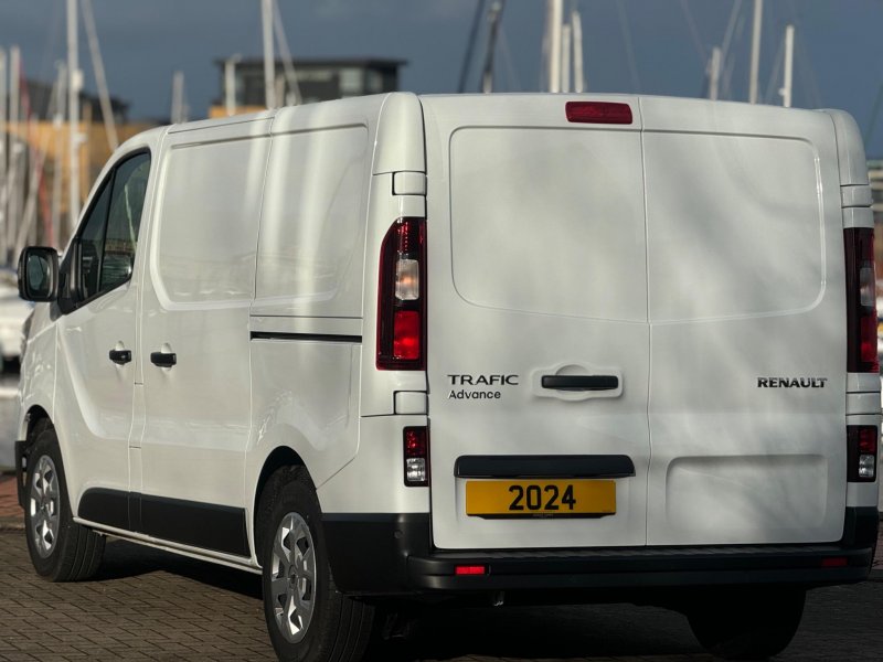 RENAULT TRAFIC