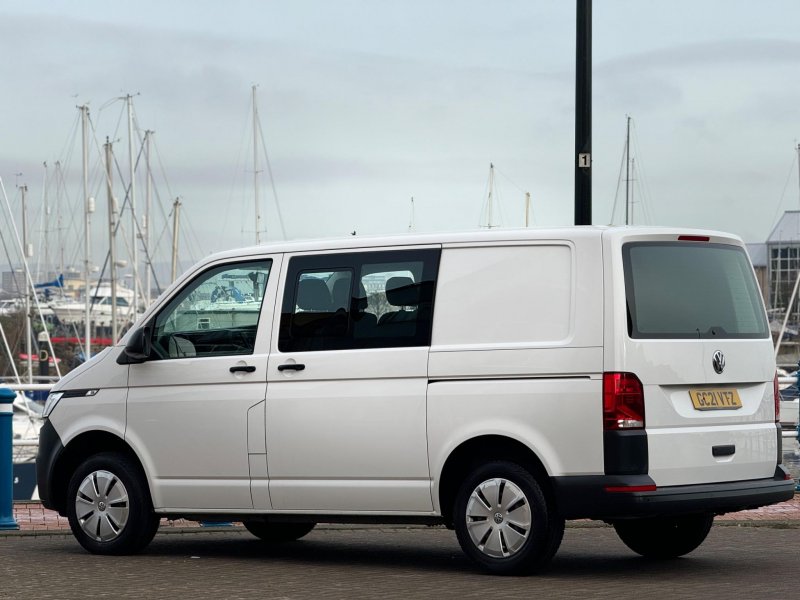 VOLKSWAGEN TRANSPORTER