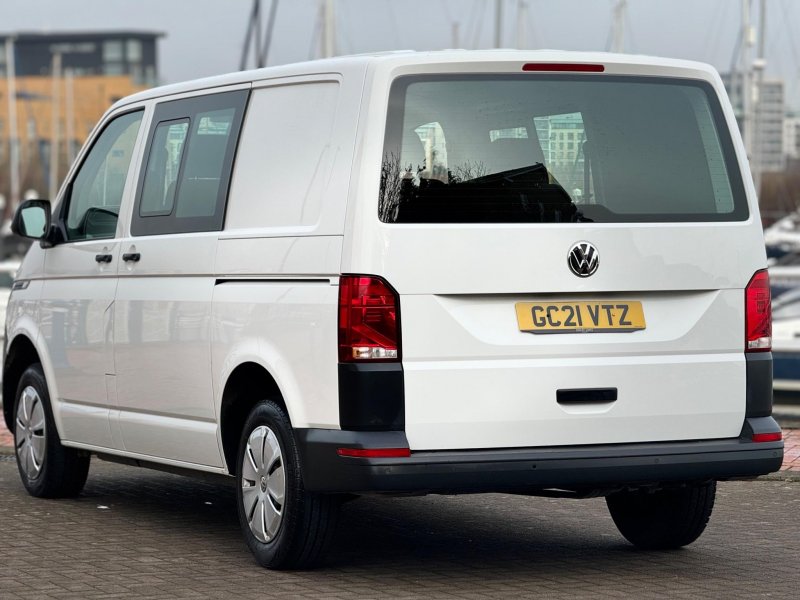VOLKSWAGEN TRANSPORTER