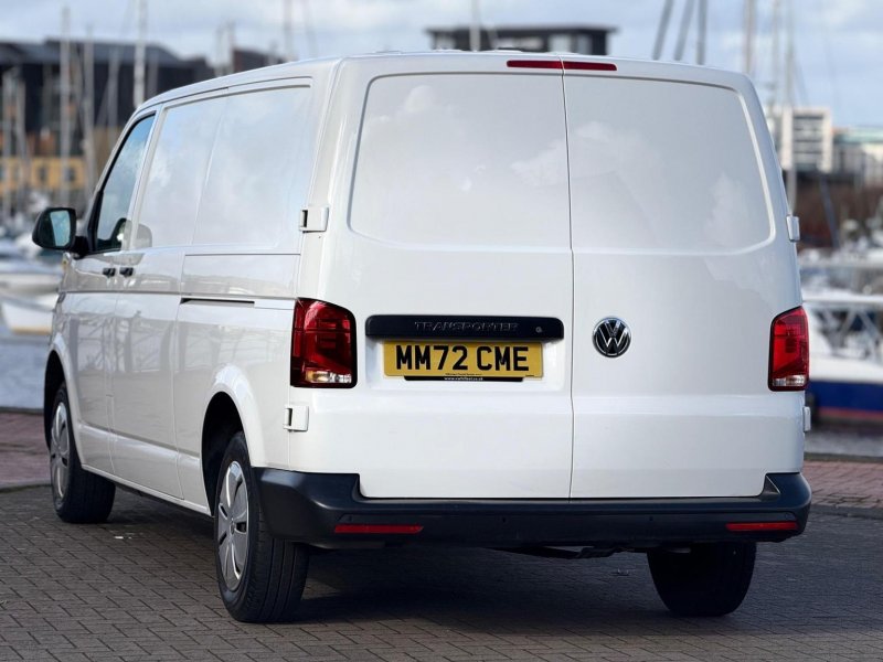 VOLKSWAGEN TRANSPORTER