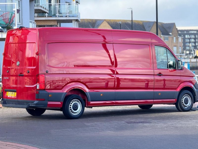 VOLKSWAGEN CRAFTER