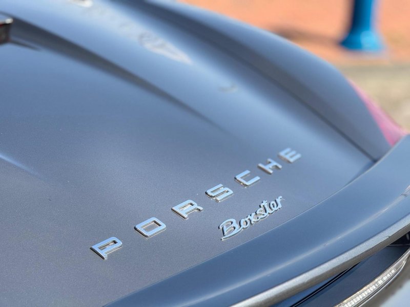 PORSCHE BOXSTER