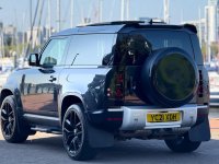 LAND ROVER DEFENDER 90