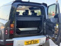 LAND ROVER DEFENDER 90