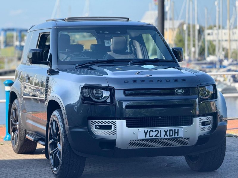 LAND ROVER DEFENDER 90