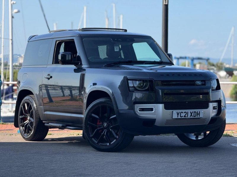 LAND ROVER DEFENDER 90